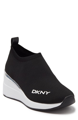 best wide mens tennis shoes