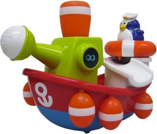 סירת מים גדולה עם אורות ומוסיקה שמשפריצה מים כולל דמות פינגווין משפריץ וגלגל הצלה