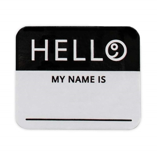 מארז Hello World - סט כובע, חיתול במבוק ותג שם - פרחים שחורים