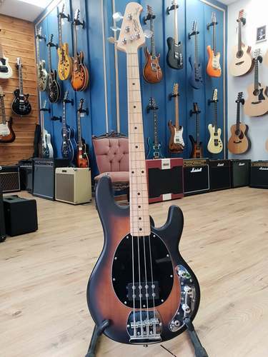 Sterling by Music Man S.U.B. Ray4