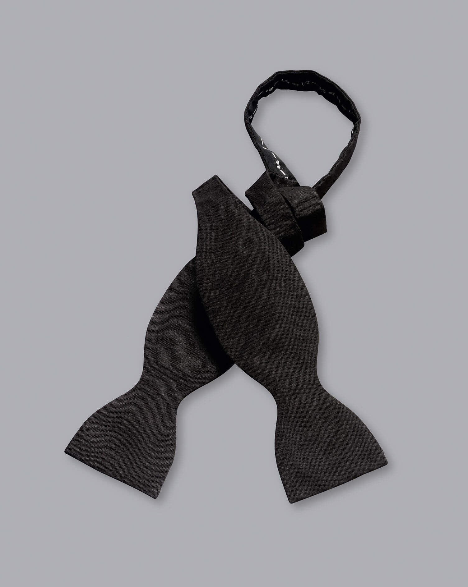 פפיון קשירה עצמית-  Black Silk Barathea Self-Tie Bow Tie