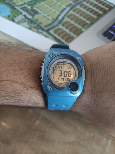 שעון G-SHOCK ספורטיבי לגבר