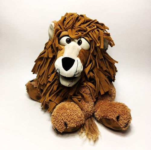 LIVING PUPPET  אריה- האריה קרל W200