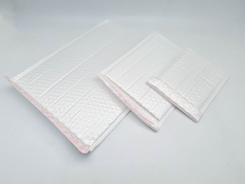 מעטפות בלדרות מרופדות 28X37