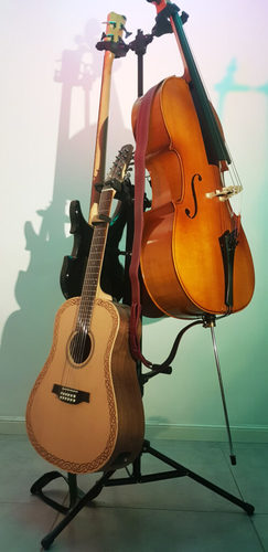 סטנד מקצועי ל- 4 גיטרות עם נעילה אוטומטית AGS-09Q מבית AROMA