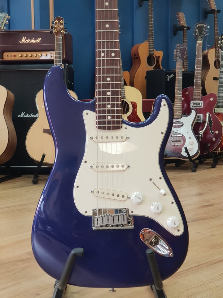 גיטרה חשמלית Fender American Standard Stratocaster 1990