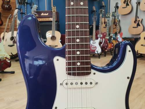 גיטרה חשמלית Fender American Standard Stratocaster 1990