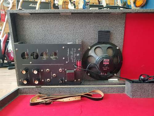 Silvertone Model 1449 Amp-In-Case 1965