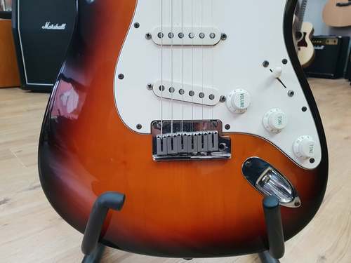 גיטרה חשמלית Fender American Standard Stratocaster 1995
