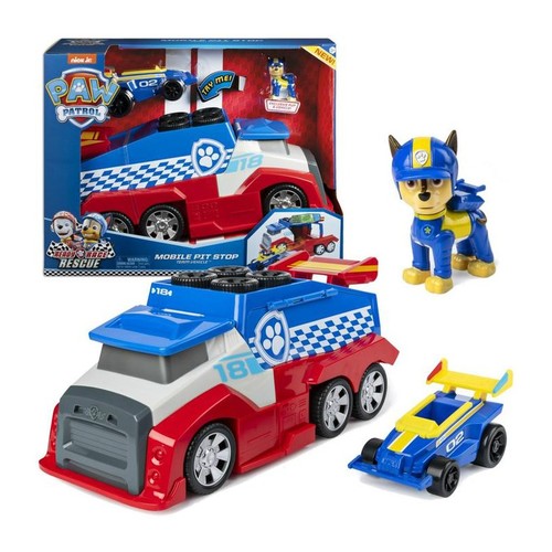 משאית שינוע רכבים עם רמפת כניסה ויציאה צדדית נשלפת ודלת אחורית נפתחת, כולל מכונית ספורט עם צ'ייס