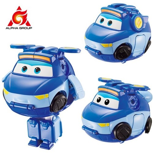 דמות ביצה של לאו המשתנה למכונית, למטוס ורובוט