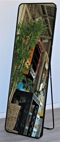 מראה אלומיניום עם רגל-מלבנית
