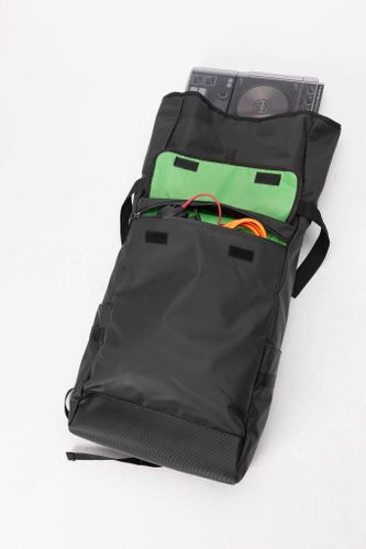 זוית נוספת Magma Riot Control-Pack Lite