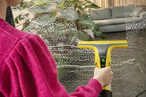 מנקה חלונות נטען WV6 KARCHER