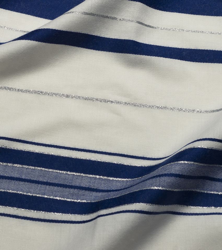 טלית גדול מצמר בצבע כחול כסף