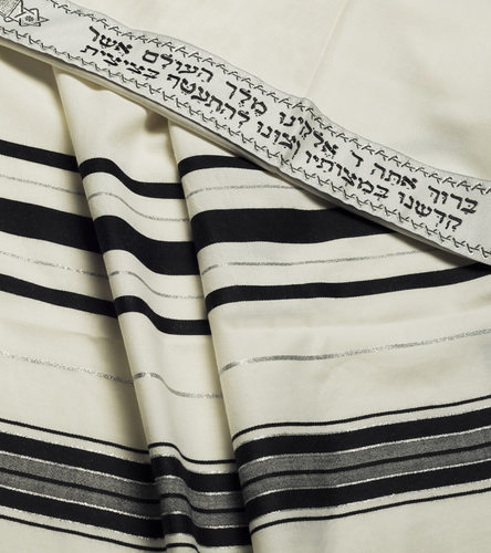 טלית גדול מצמר בצבע שחור כסף