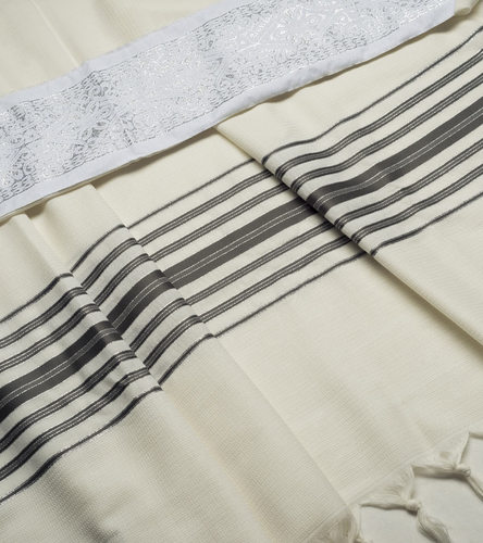 טלית צמר מודרנית תפארת בצבע אפור