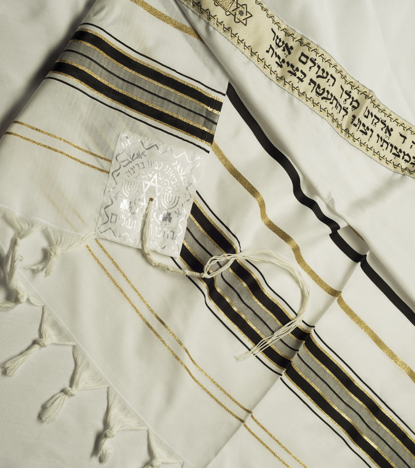 טלית אקרילן שחור זהב