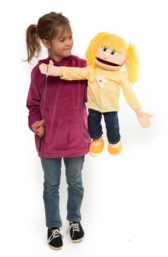בובת תיאטרון ילדה פותחת את הפה טליה 2521