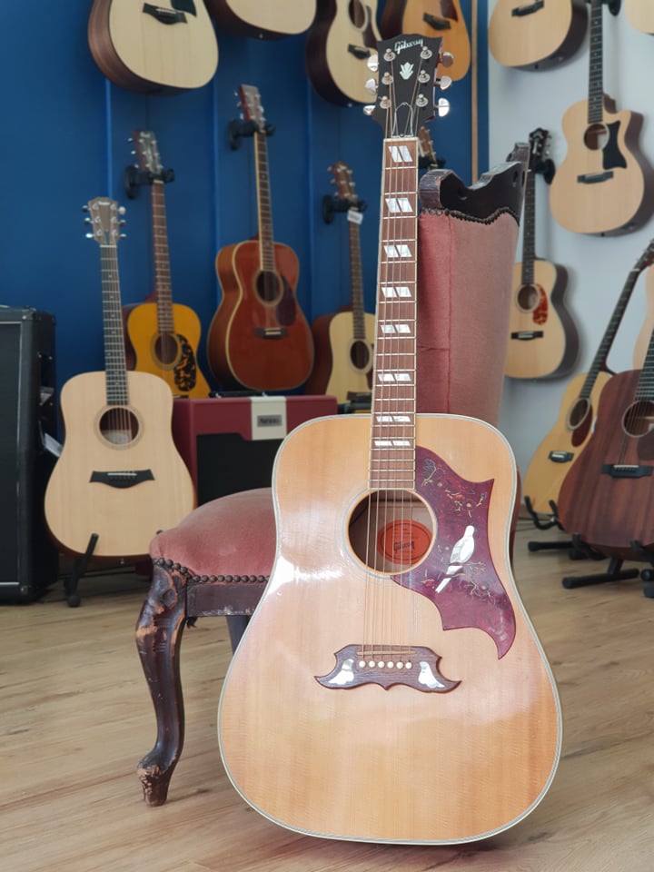 Gibson Dove Custom Shop 2014