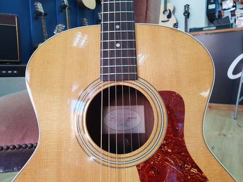 גיטרה אקוסטית Taylor 214 Grand Auditorium USA 2005