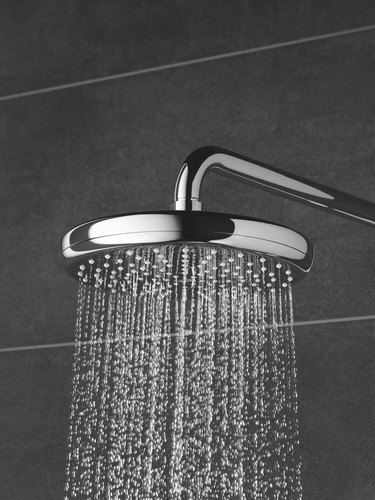 מוט פינוק 26675000 TEMPESTA COSMOPOLITAN SYSTEM ראש 250 מ