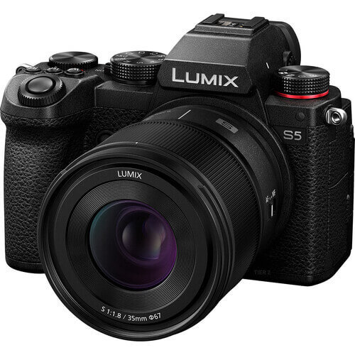 עדשת Panasonic Lumix S 35mm f/1.8