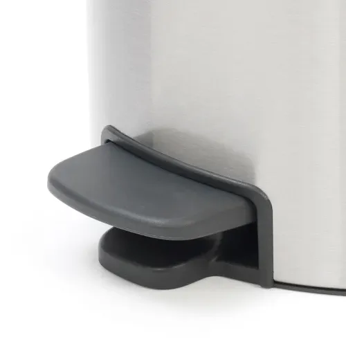 פח ברבנטיה 20 ליטר Brabantia ניקל מוברש מתוך קולקציית פחי אשפה לשירותים (מבט נוסף) - מתאים לשדרוג מראה האמבטיה בקלות ובמהירות