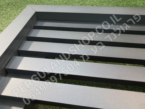 פרגולת אלומיניום דגם ROYAL CROWN LED עם הצללת מלבנים