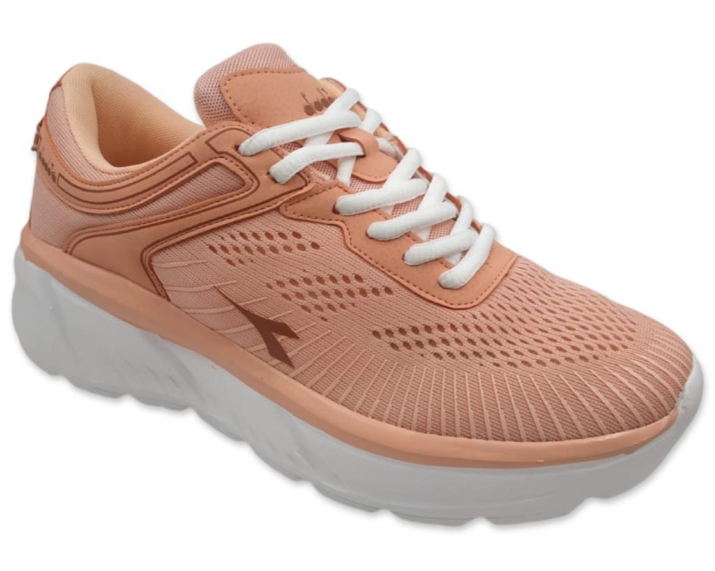 סניקרס לנשים Diadora HADAR בצבע אפרסק 