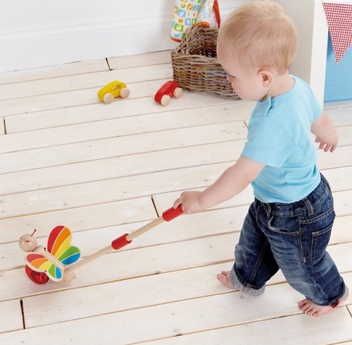 משחק דחיפה מעודד הליכה עם גלגלים שקטים מעץ - פרפר
