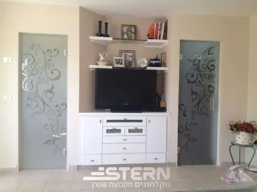 גלריית תמונות מקלחונים מבית שטרן STERN.