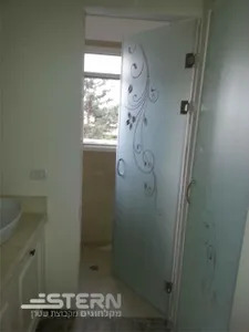 גלריית תמונות שטרן מקלחונים 35