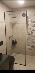 קיר זכוכית אופייס ספייס 10 שטרן מקלחונים