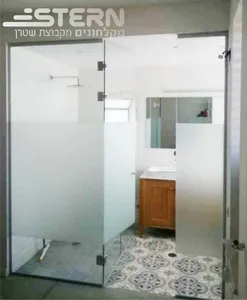 מסטר בד-רום 4 שטרן מקלחונים
