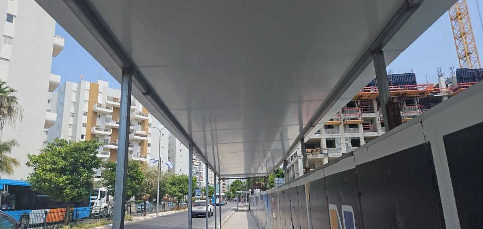 גדר פנל + מעבר בטיחות