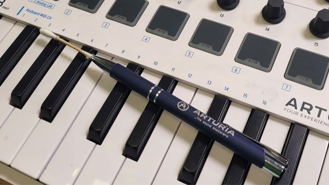אחד באפריל - בדיקת קורונה במקלדת Minilab Mk2 :)
