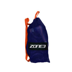 תיק רשת בינוני לציוד שחייה ZONE3 MEDIUM TRAINING MESH BAG בעל ידיות לתלייה ונשיאה נוחיה