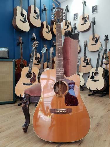 Guild D40ce Standard 2010 USA