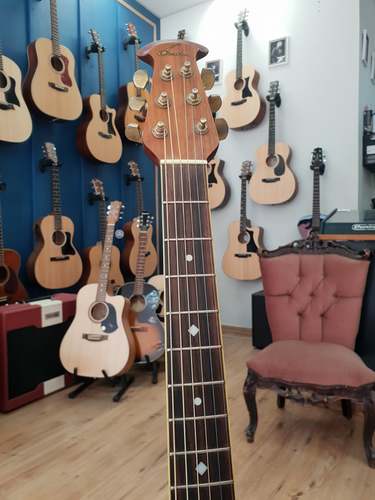 Ovation CS247 Celebrity