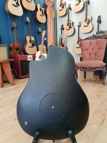 Ovation CS247 Celebrity - - אקוסטיות יד שניה