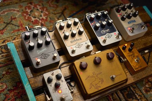 זוית נוספת Universal Audio UAFX Dream '65 Reverb Amplifier