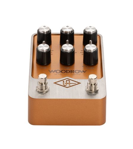 זוית נוספת Universal Audio UAFX Woodrow '55 Instrument Amplifier