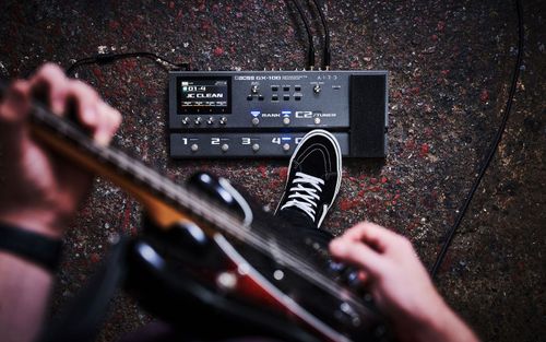 זוית נוספת boss gx100 Guitar Effects Processor