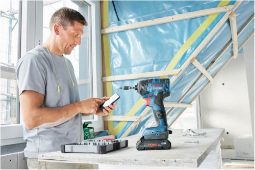 מברגת אימפקט GDR 18V-200 זוג סוללות 4.0AH ומטען Bosch