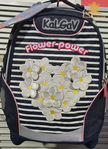 תיק קל גב חדשני מסדרת X BAG  FLOWER POWER דמויות מצויירות
