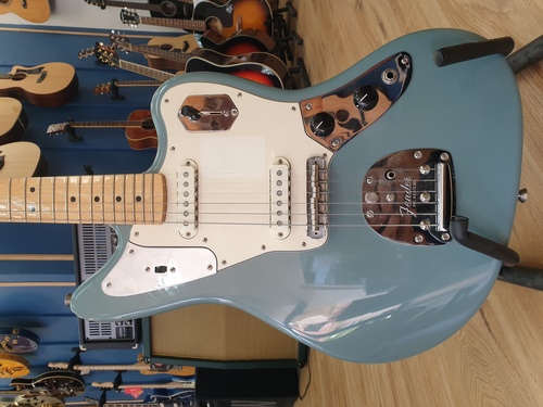 Fender American Professional Jaguar 2017