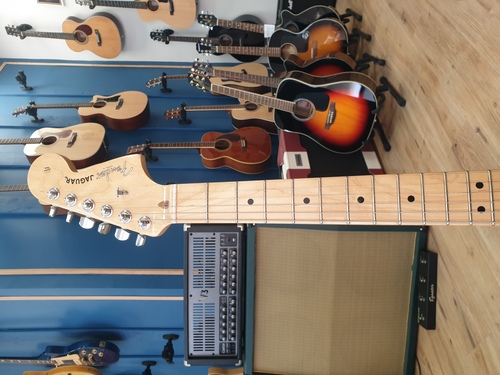 Fender American Professional Jaguar 2017