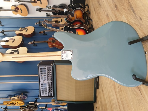 Fender American Professional Jaguar 2017