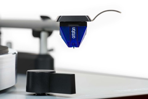 פטיפון מבית THORENS דגם TD-403DD